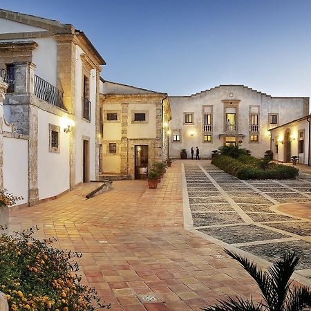 Hotel Villa Favorita Noto Exterior foto