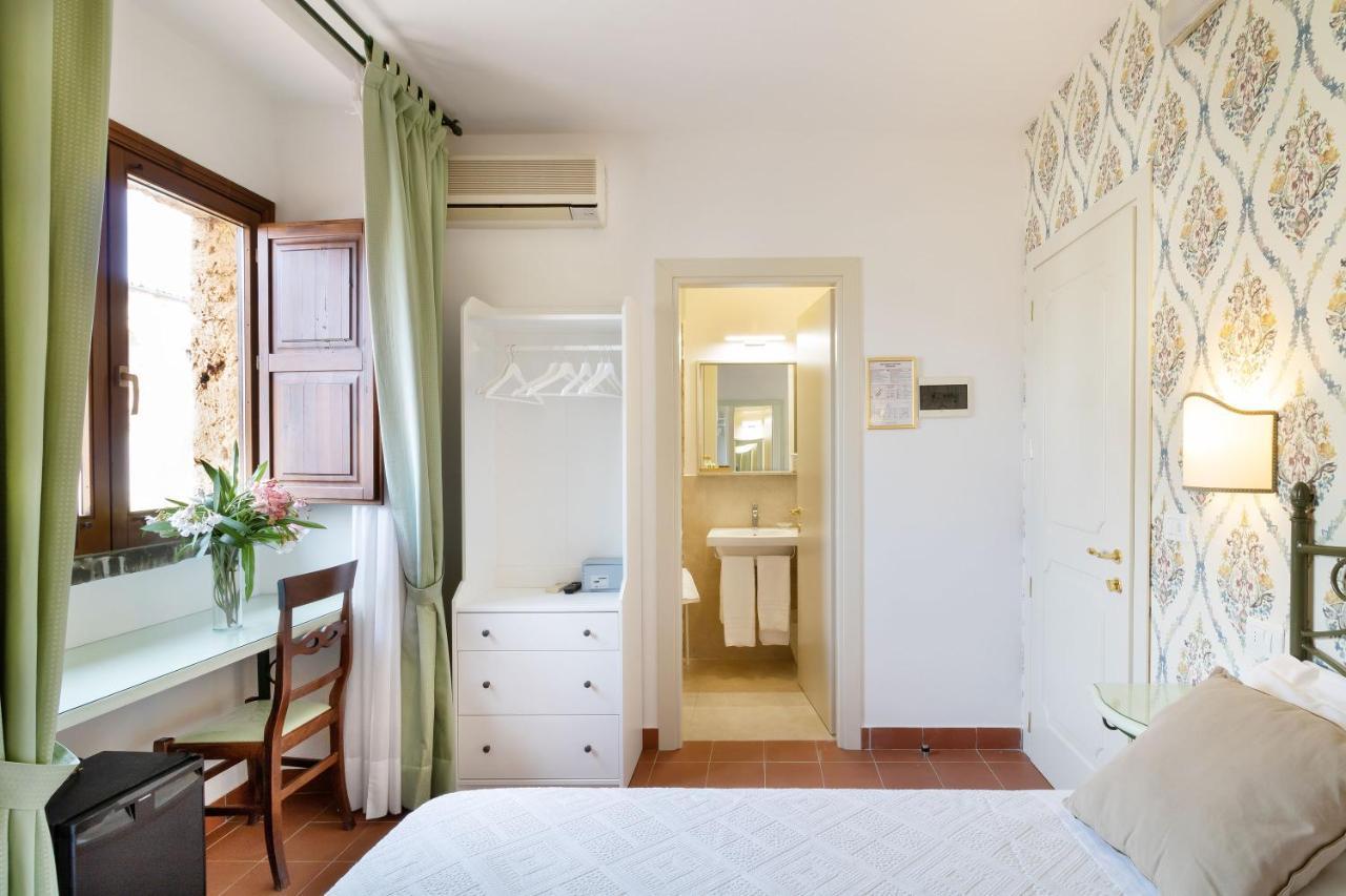 Hotel Villa Favorita Noto Exterior foto
